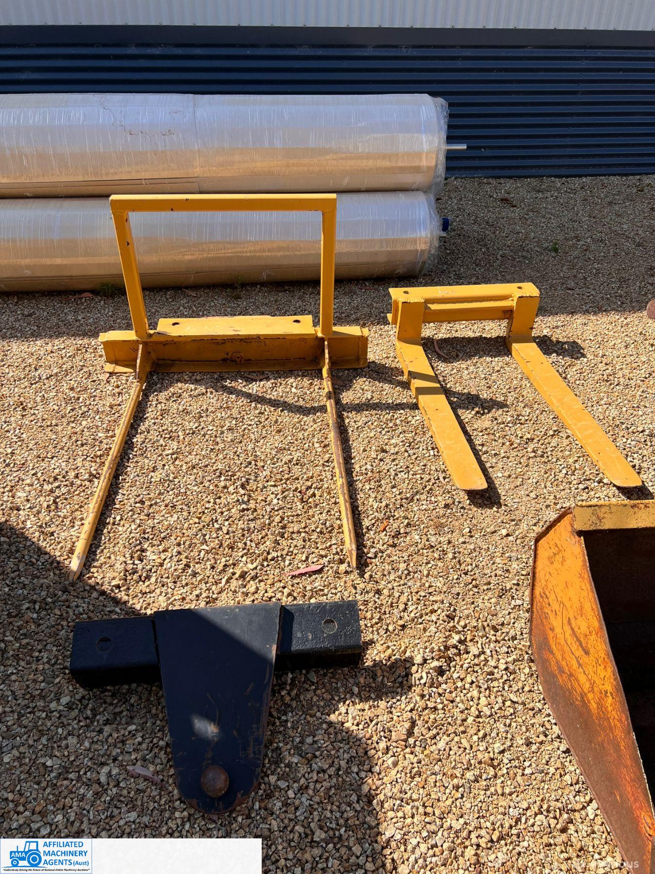 Case 1526 Skid Steer - photo 6