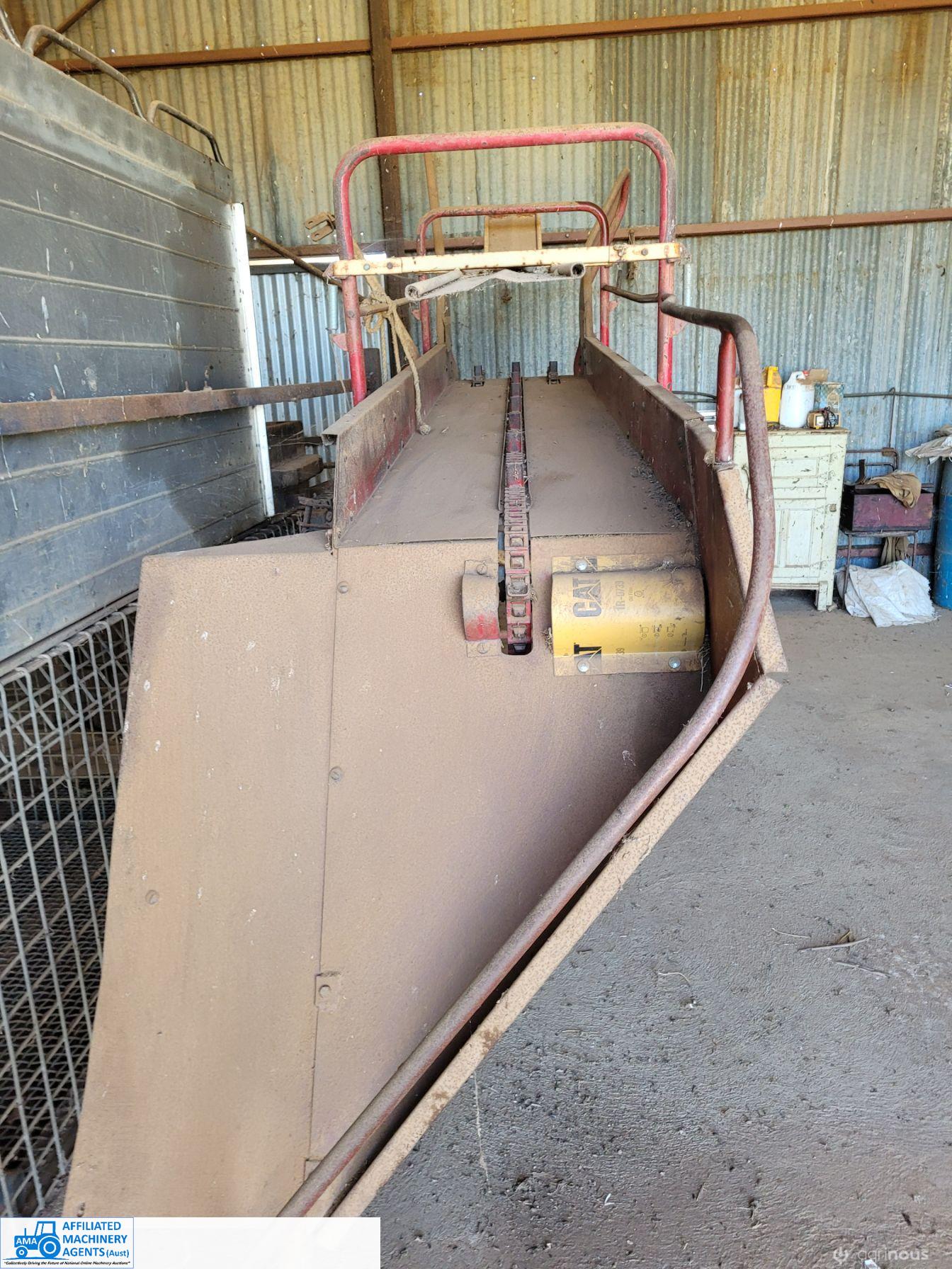 New Holland A-471 Bale Loader - photo 5