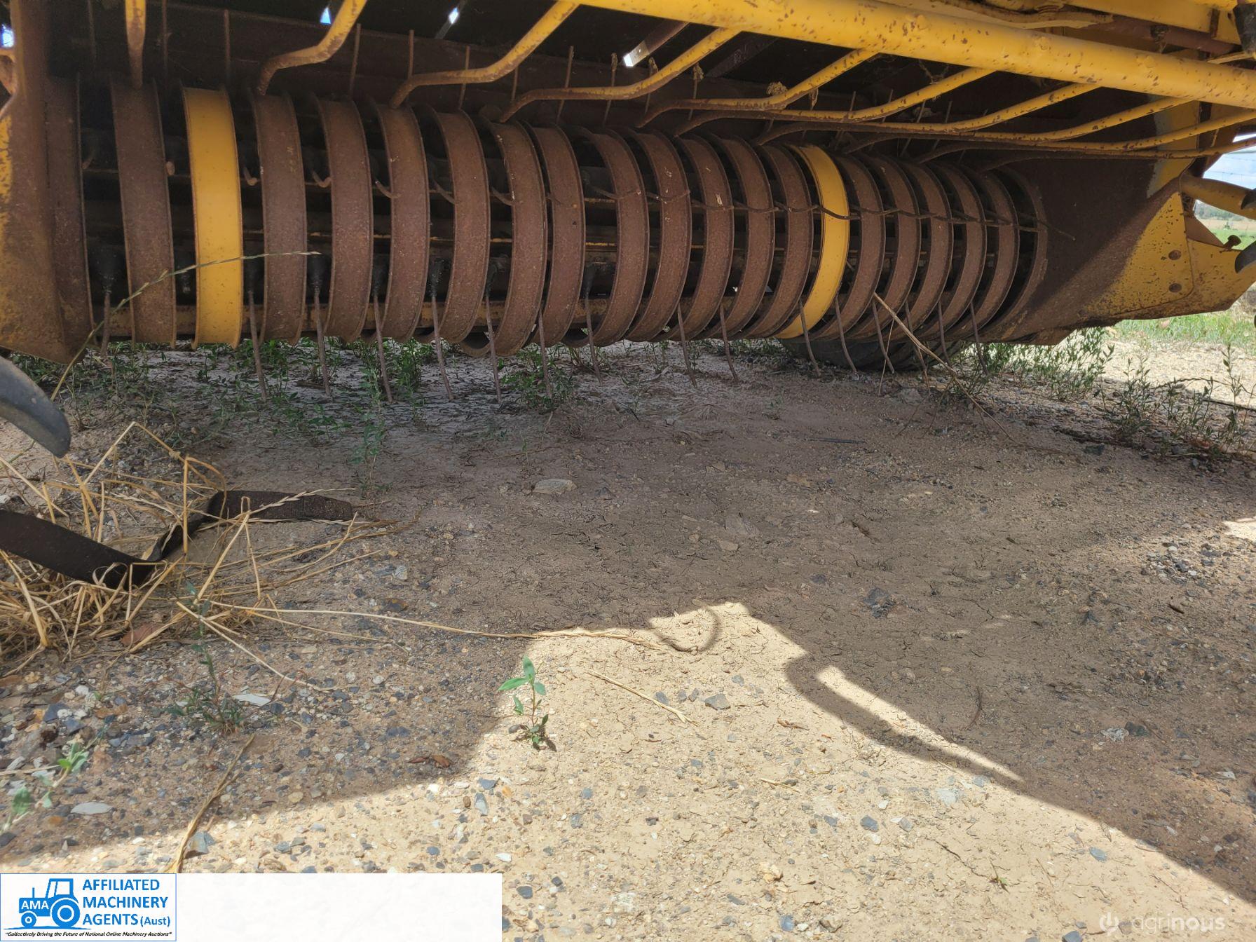 Vermeer 605K Round Baler - photo 2