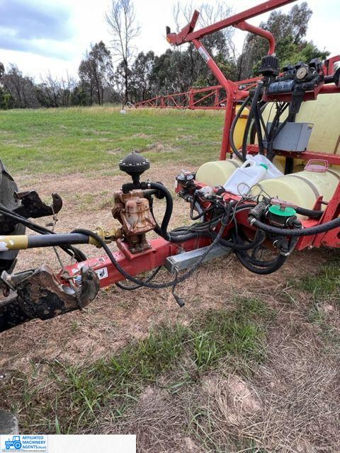 2000 Litre HARDI spray unit - photo 14