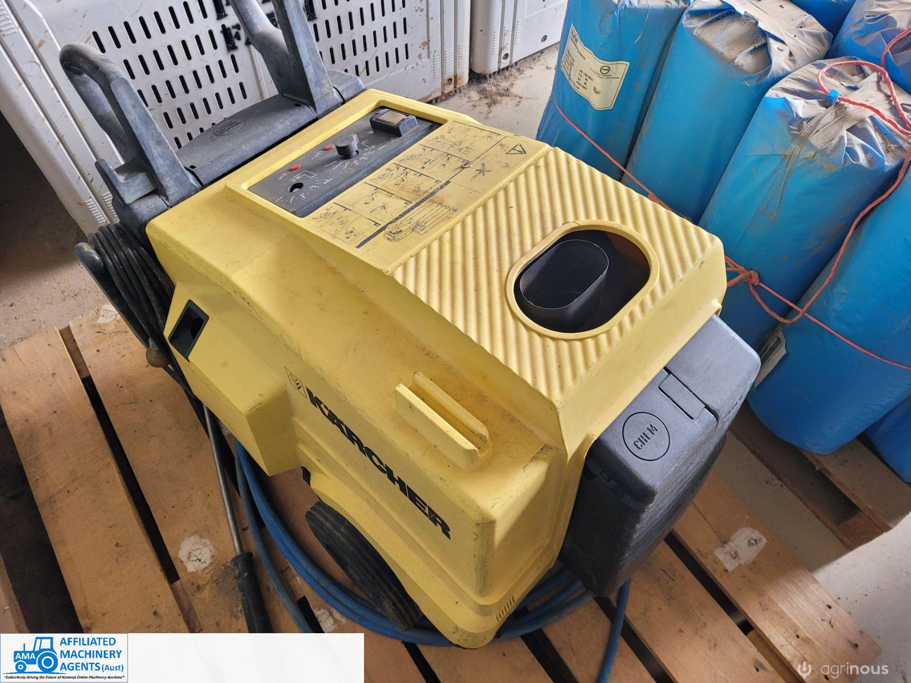 Karcher Steam Cleaner
