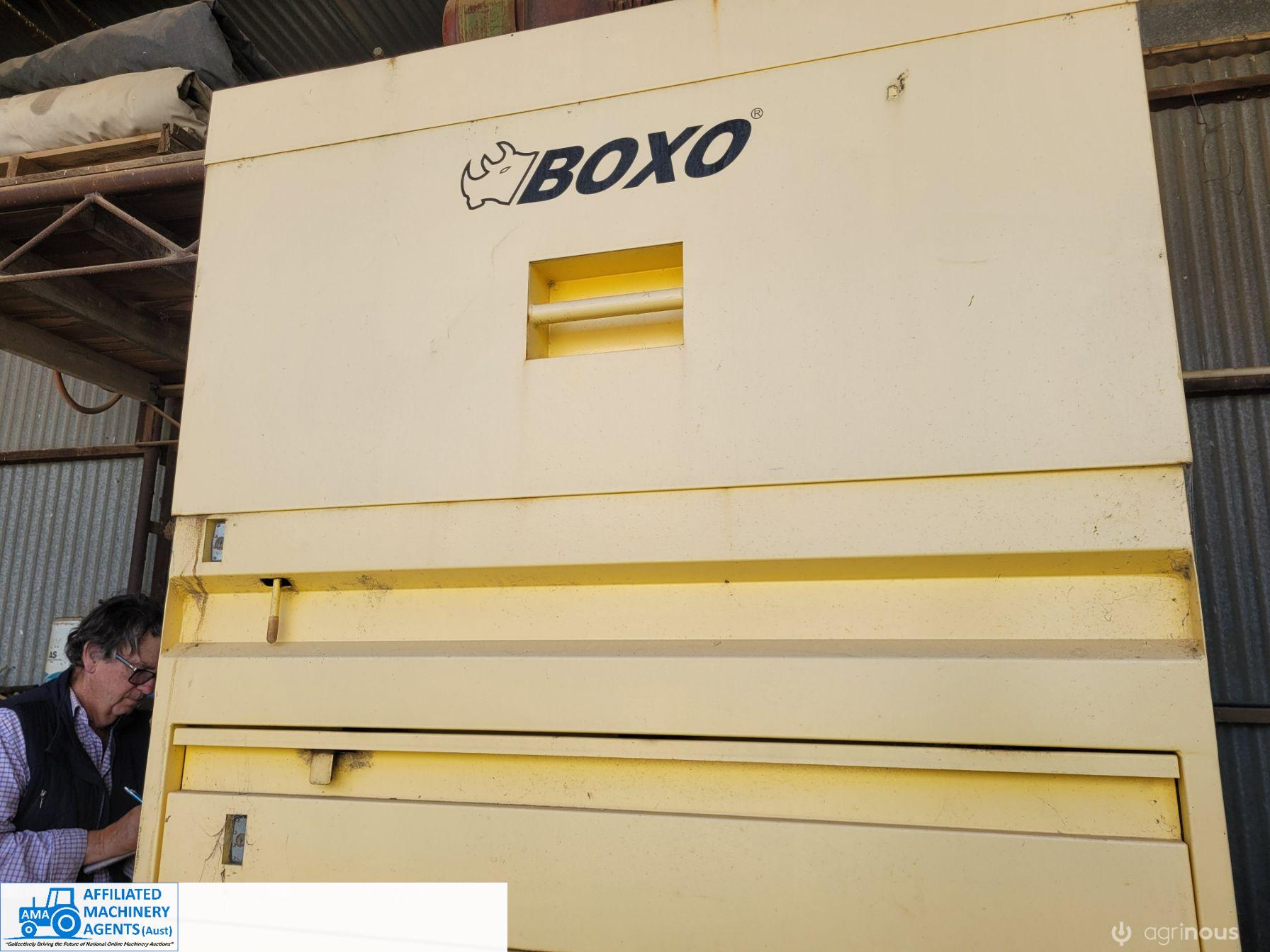 Boxo Lockable 'Site Safe' Tool Box 740W x 1200L X 1170H - photo 3