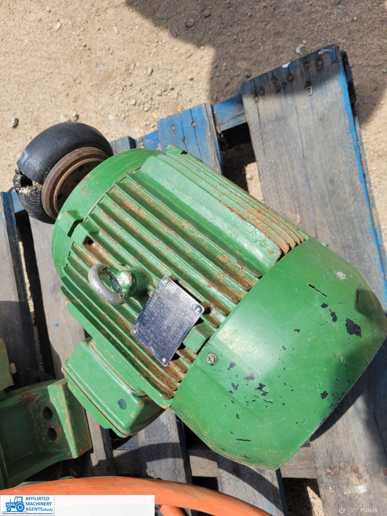 3 Phase 8.5 Kw (11.4 Hp) Industrial Electric Motor - photo 2