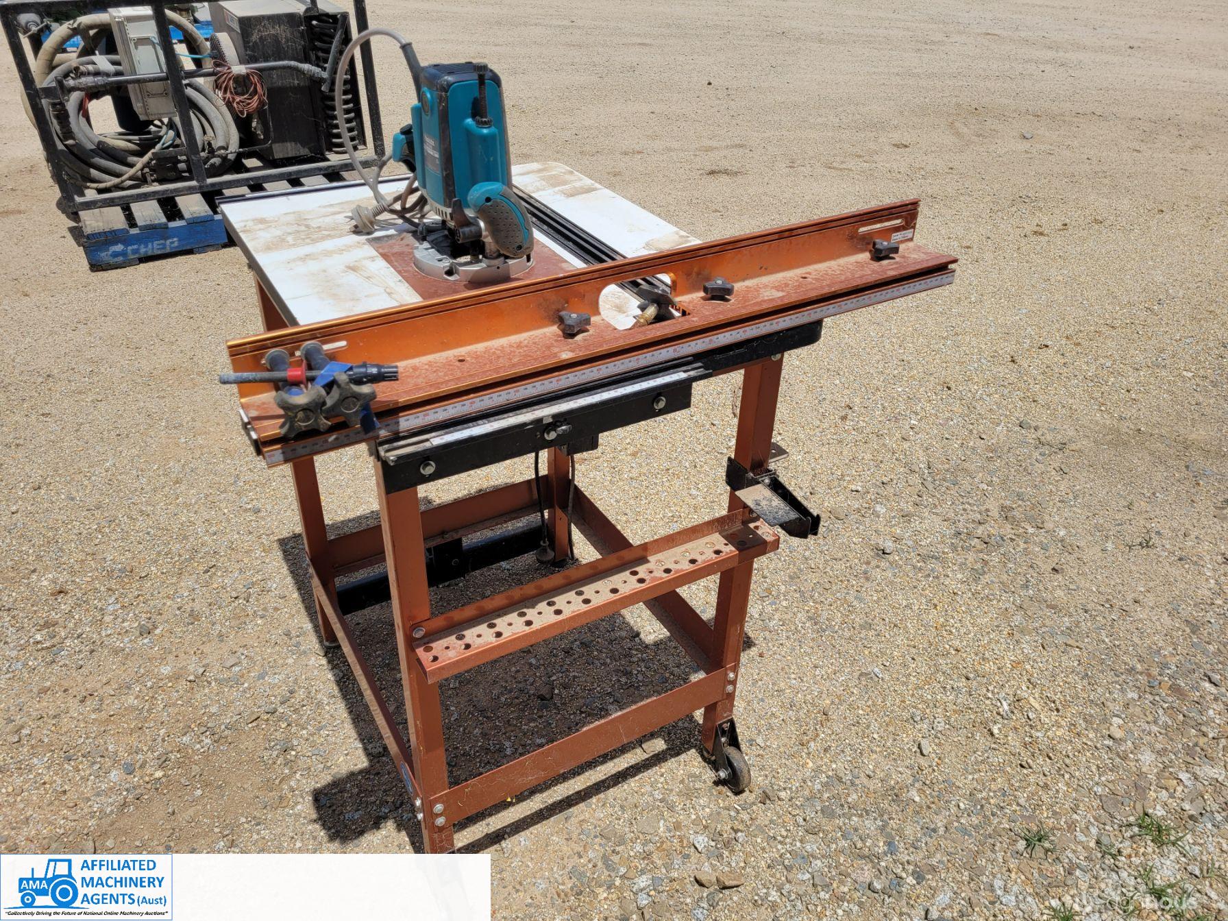 240v Router Bench & Makita RP1800 Router - photo 2