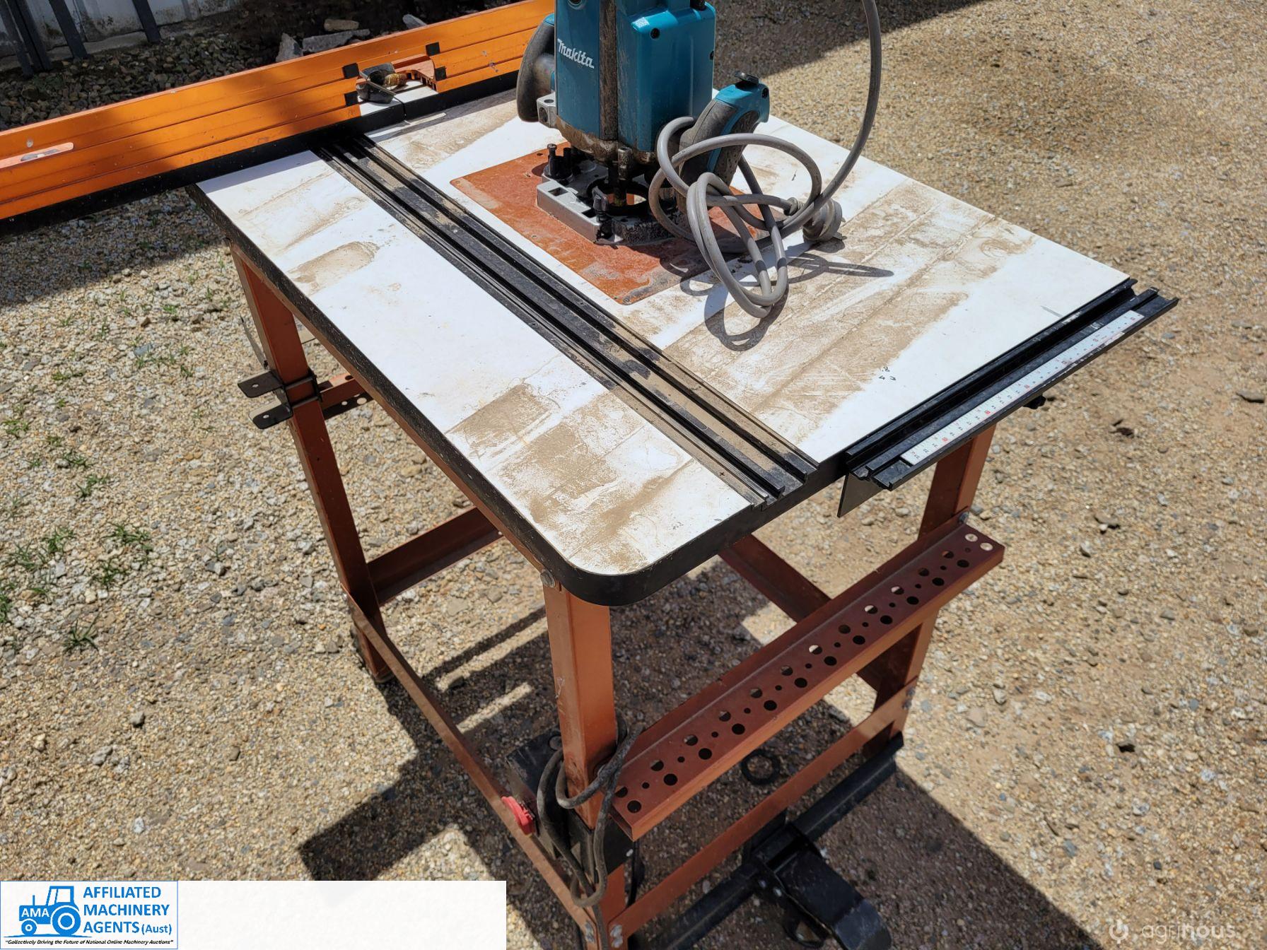 240v Router Bench & Makita RP1800 Router - photo 3