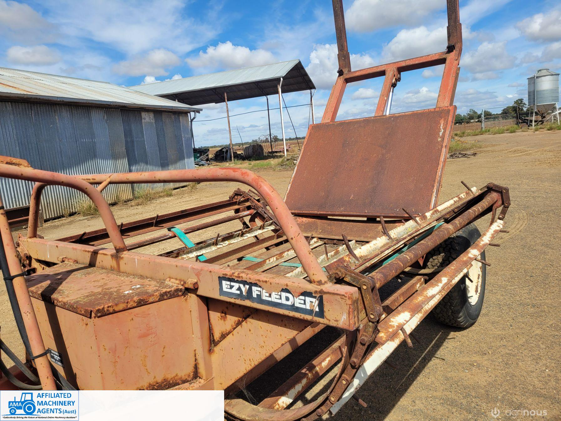Easy Feeder Hay Wagon - photo 11