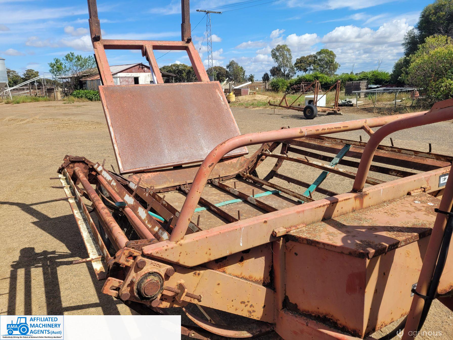 Easy Feeder Hay Wagon - photo 12