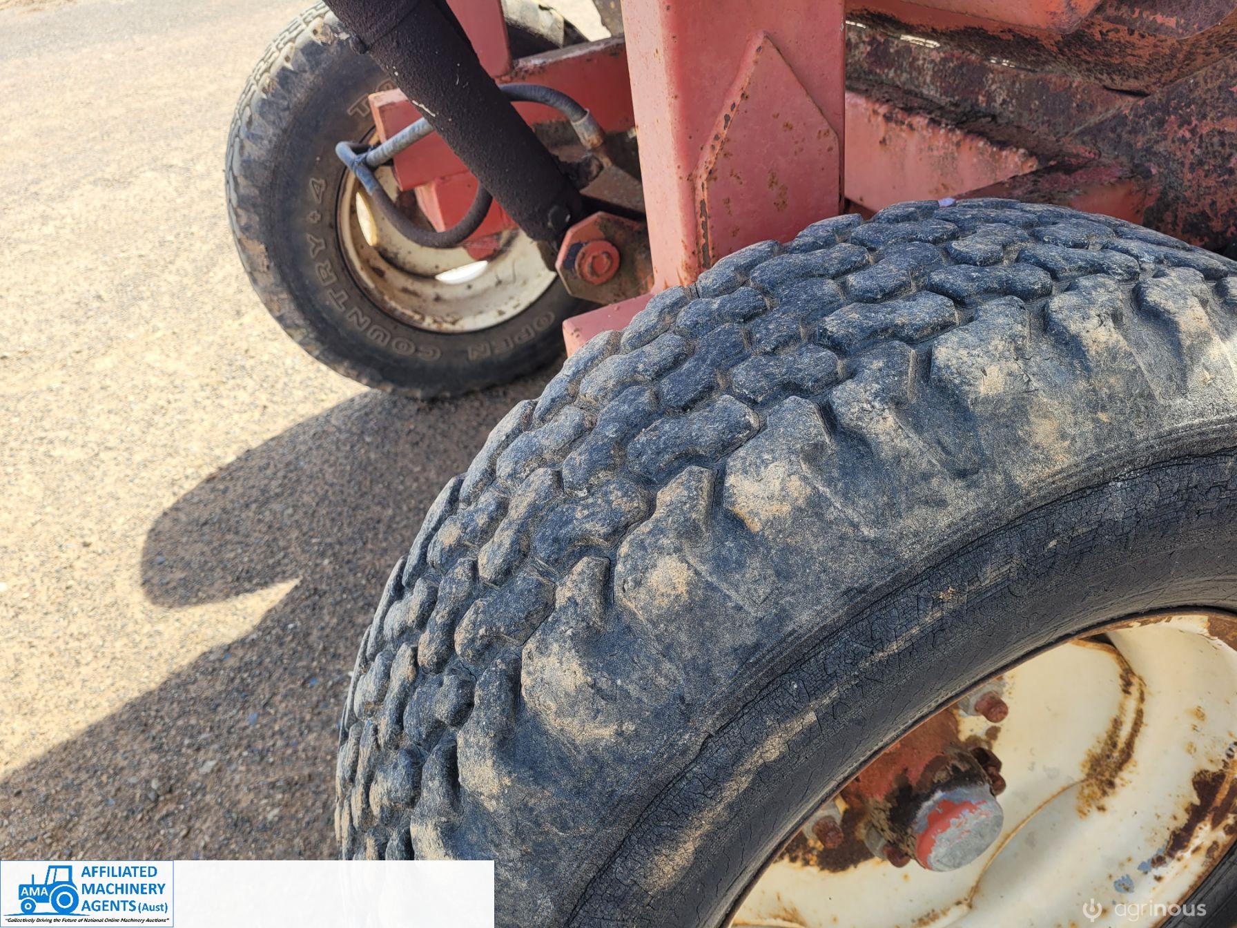 Easy Feeder Hay Wagon - photo 5