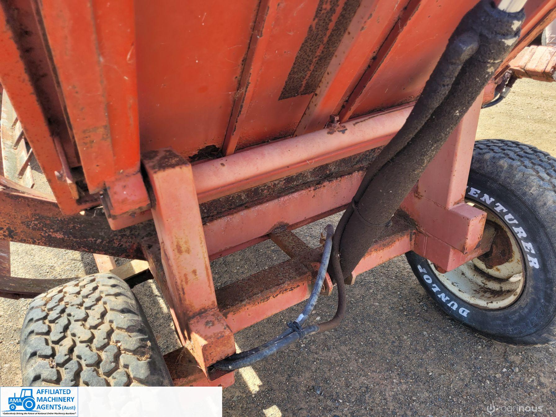 Easy Feeder Hay Wagon - photo 4