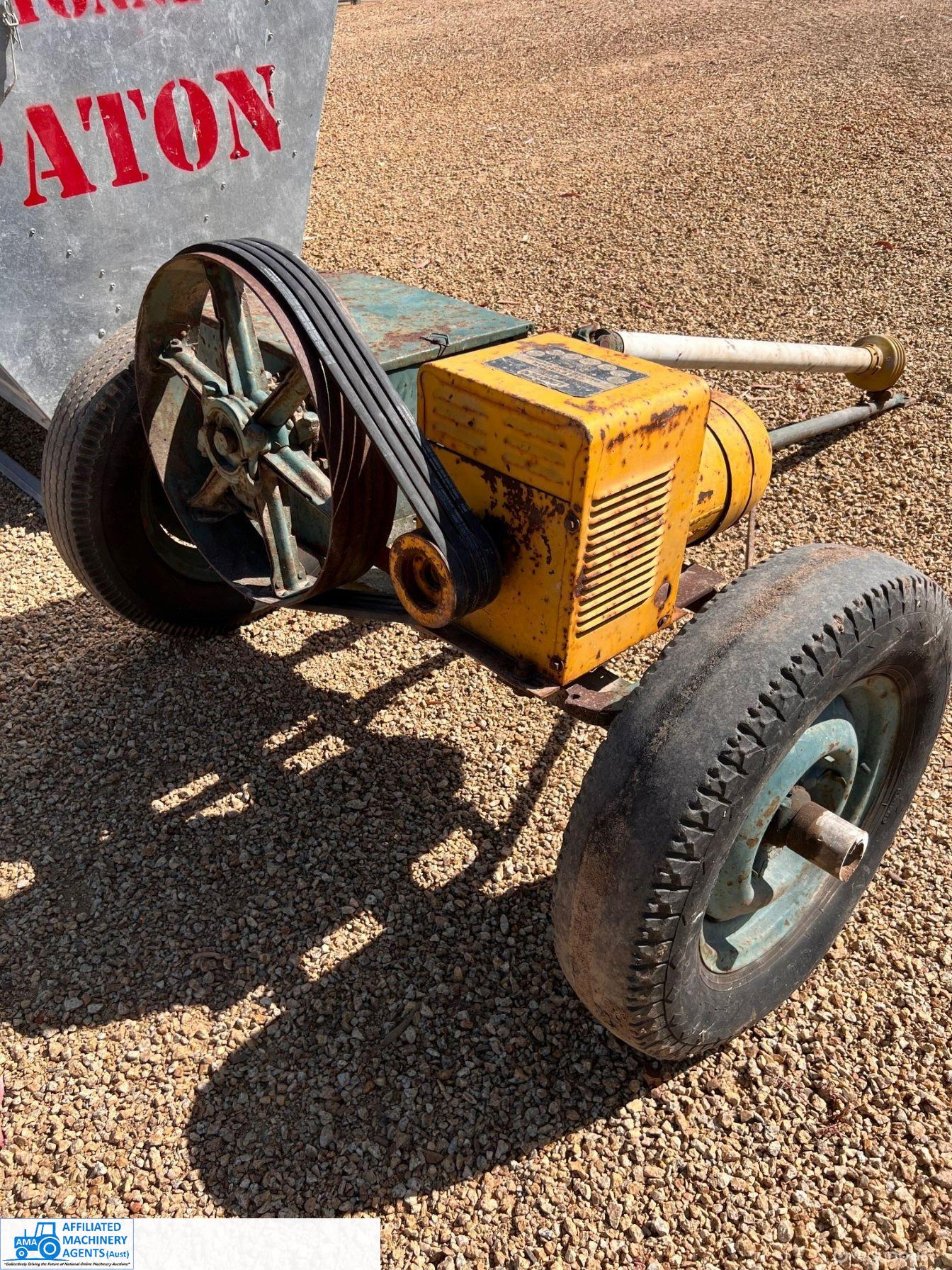 Lincoln PTO Trailing Welder - photo 2