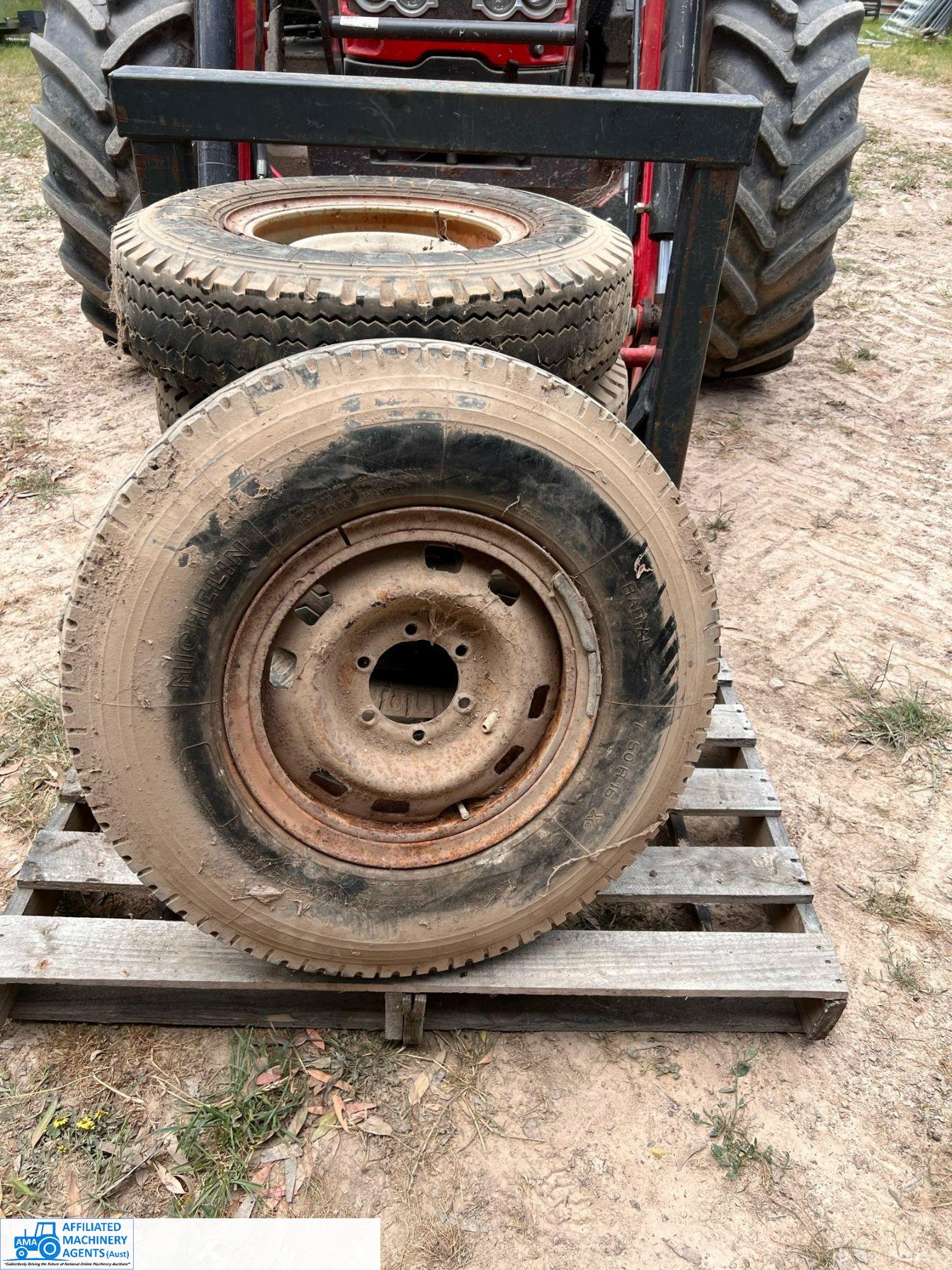 11x (6 Stud) Landcruiser Split Rims & Tyres - photo 4