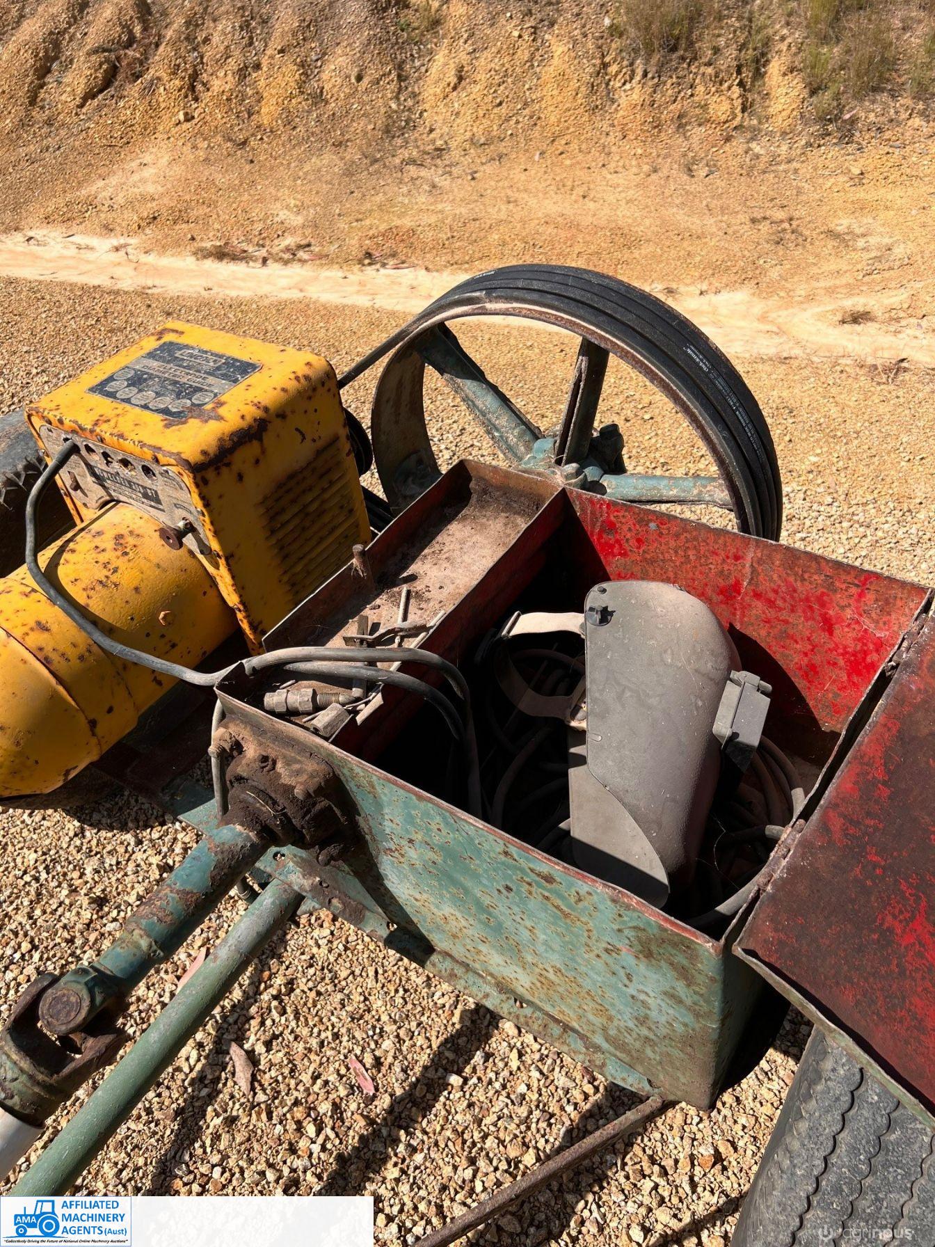 Lincoln PTO Trailing Welder