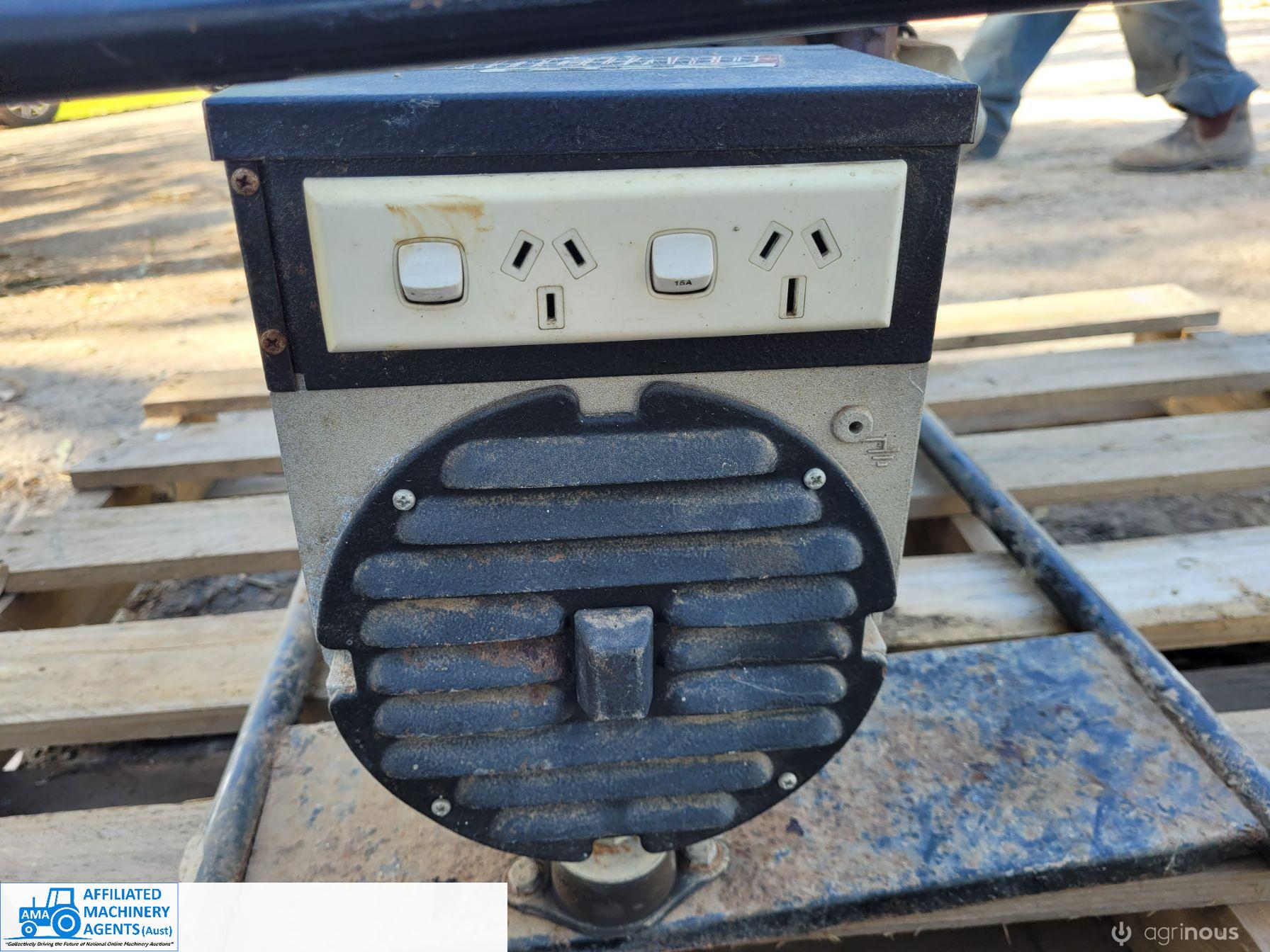 6.5 KVA Generator with 13.5Hp Vanguard - photo 4