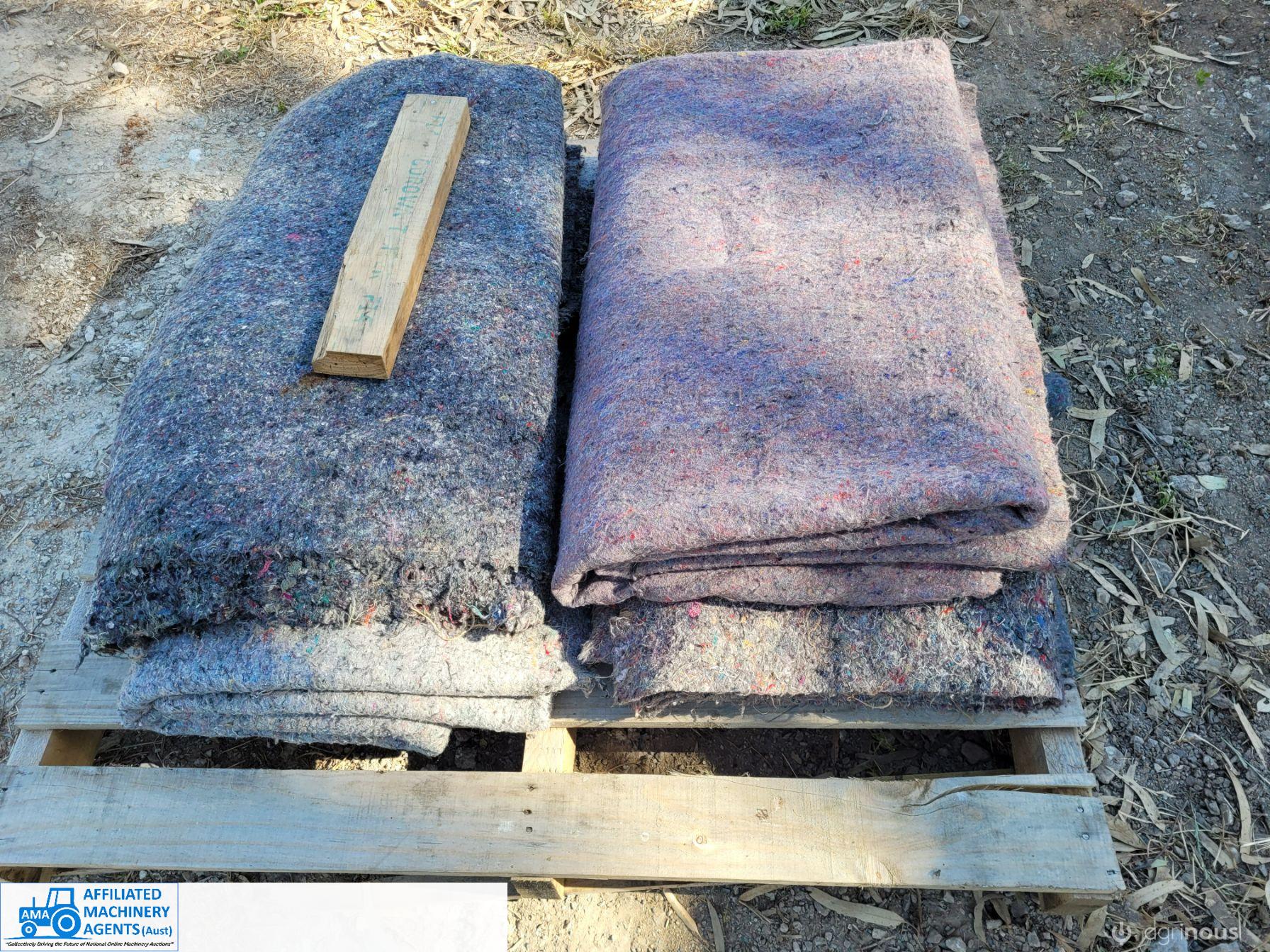 25x Furniture Blankets