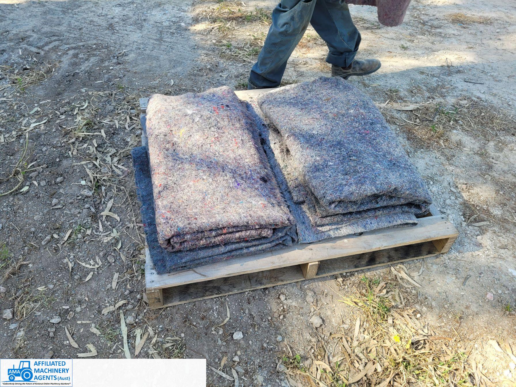 25x Furniture Blankets - photo 3