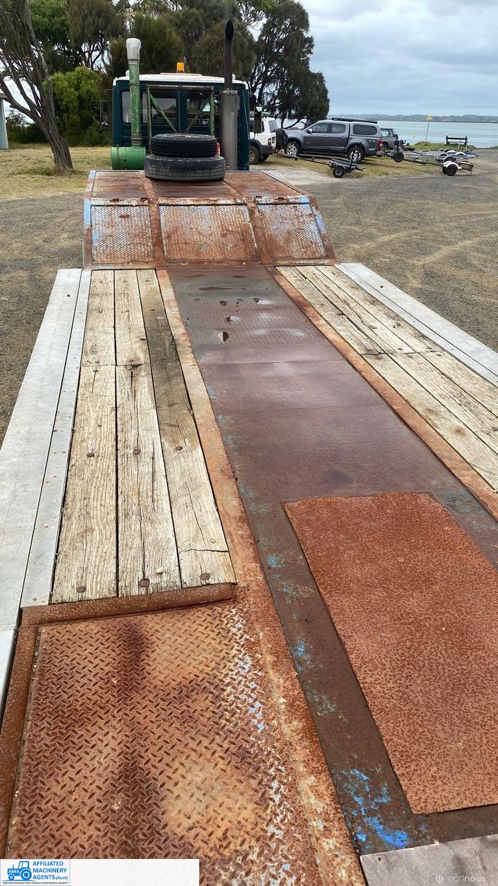 Low Loader Trailer - with Hydraulic rams - ( Trailer ONLY ) - photo 4