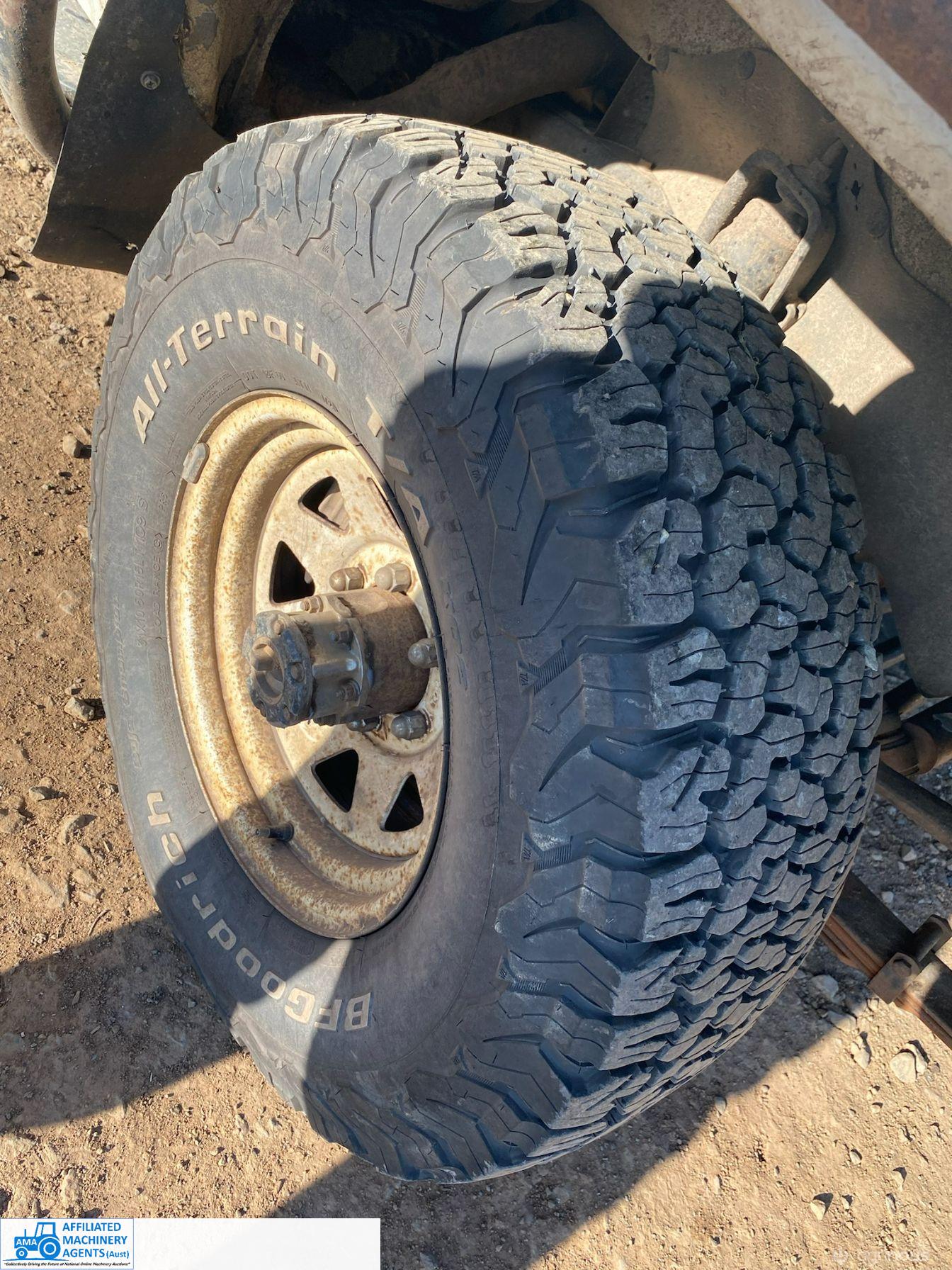 Toyota HZJ75 Landcruiser - photo 8