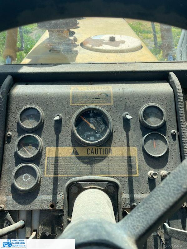 Chamberlain 3380 Front End Loader Tractor - photo 3
