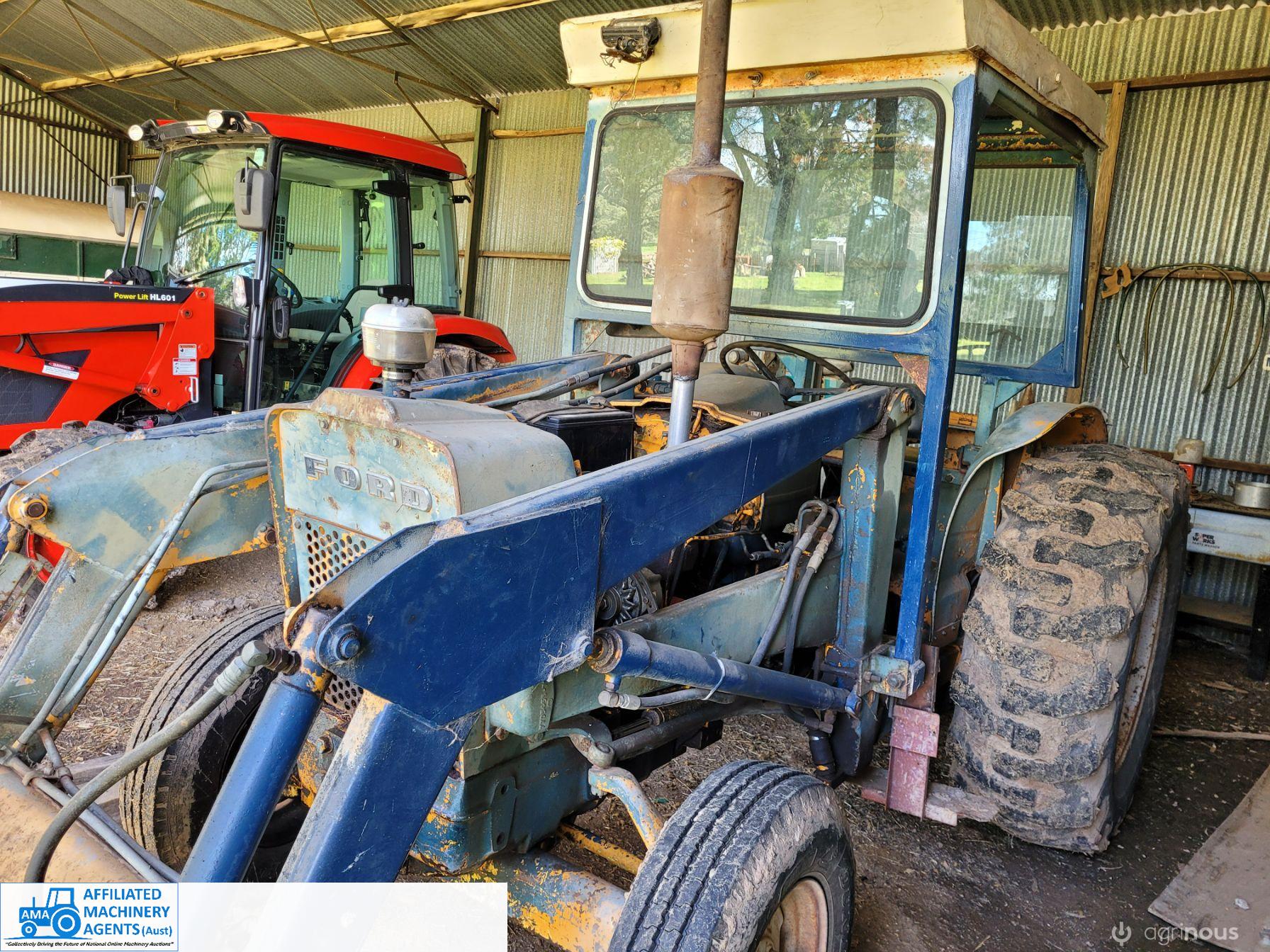 Ford 4000 Industrial Loader - photo 2