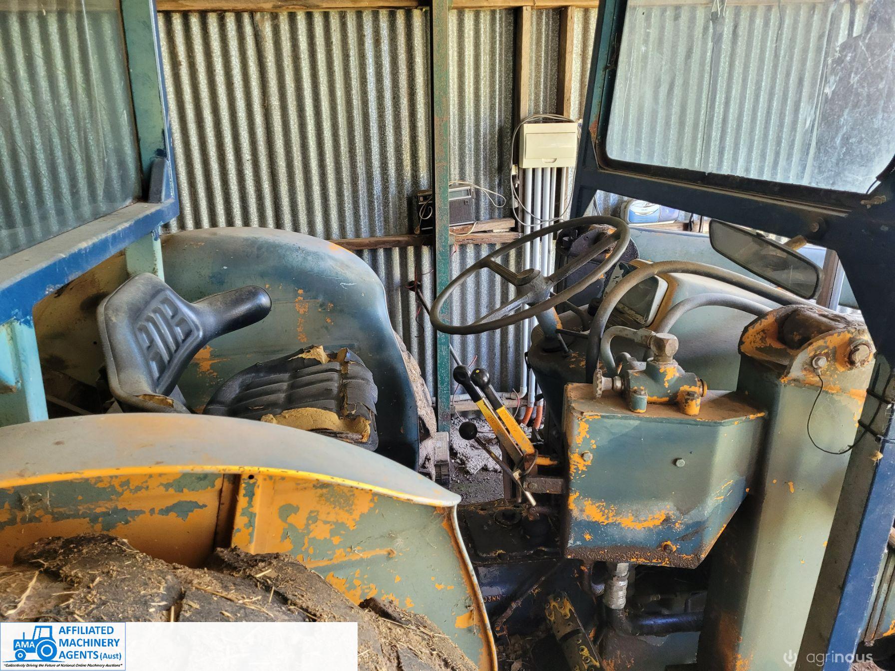 Ford 4000 Industrial Loader - photo 8