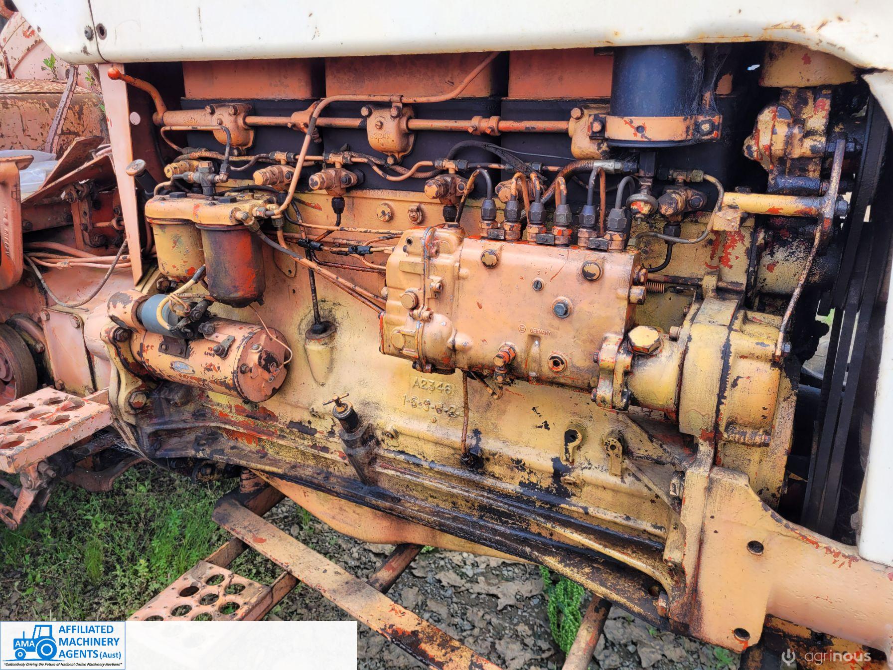 Case 930 Comfort King Tractor.