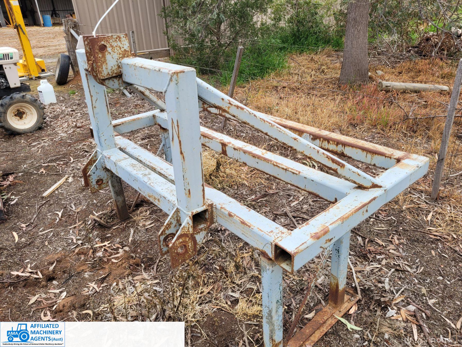 6ft Toolbar on Skids - photo 3