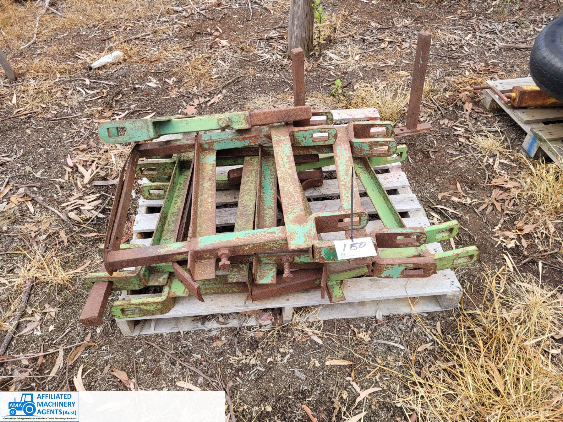 Toolbar Depth Skids (x7)