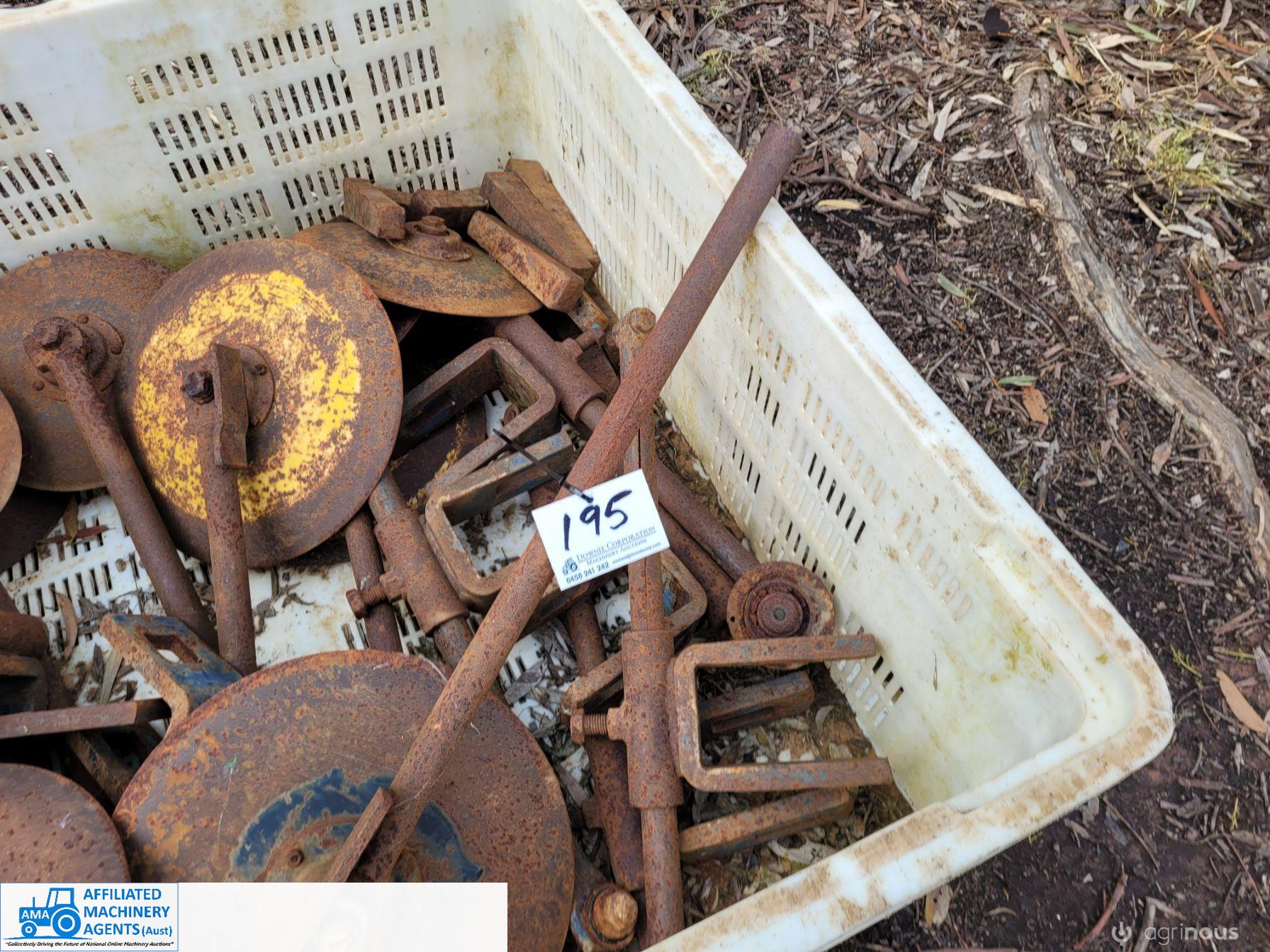 Toolbar Discs, Clamps & Wedges (x8) - photo 4