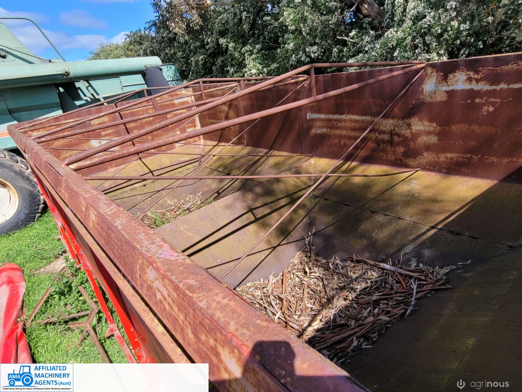Pair of Grain Bins - photo 8