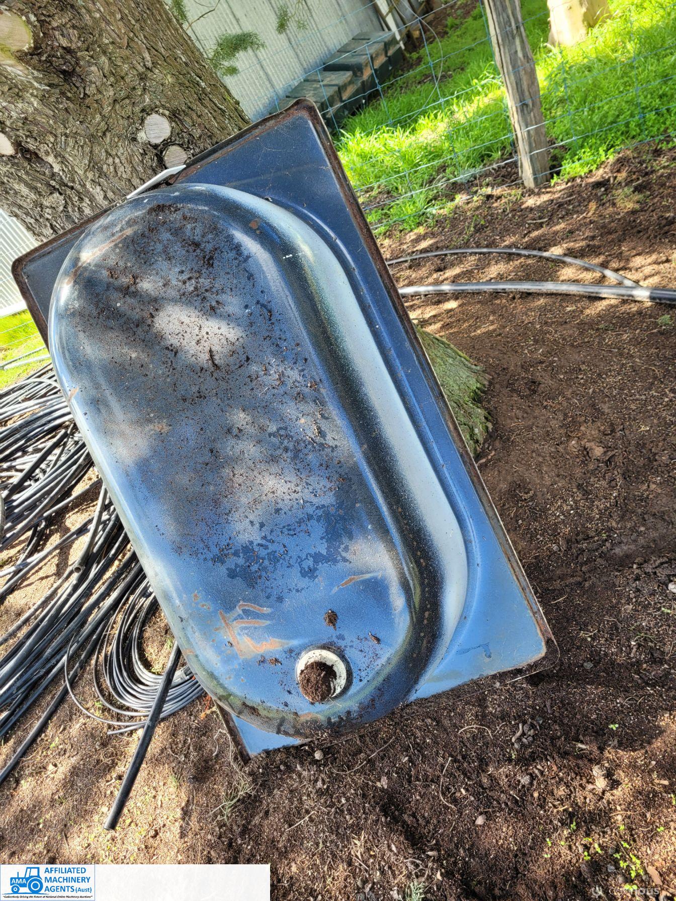 Bath Tub - Stock Trough - photo 3