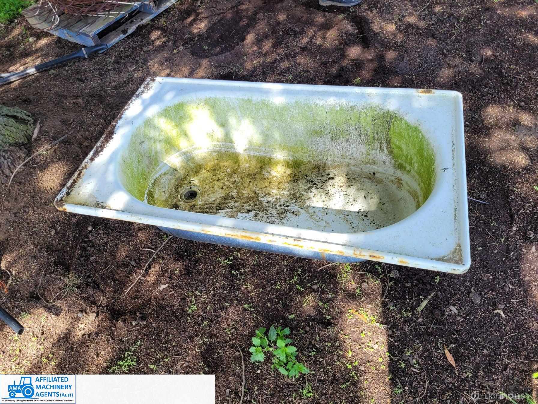 Bath Tub - Stock Trough - photo 4