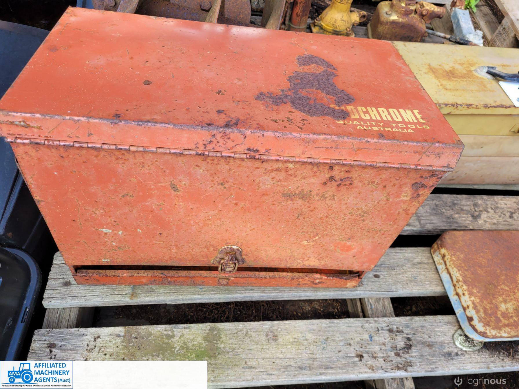 3x Empty Tool Boxes - photo 2