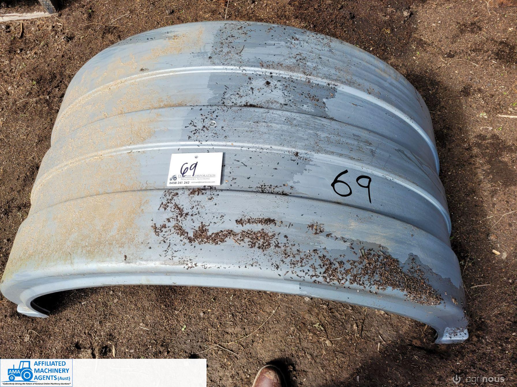 2x Poly Truck Mudguards - Un-used