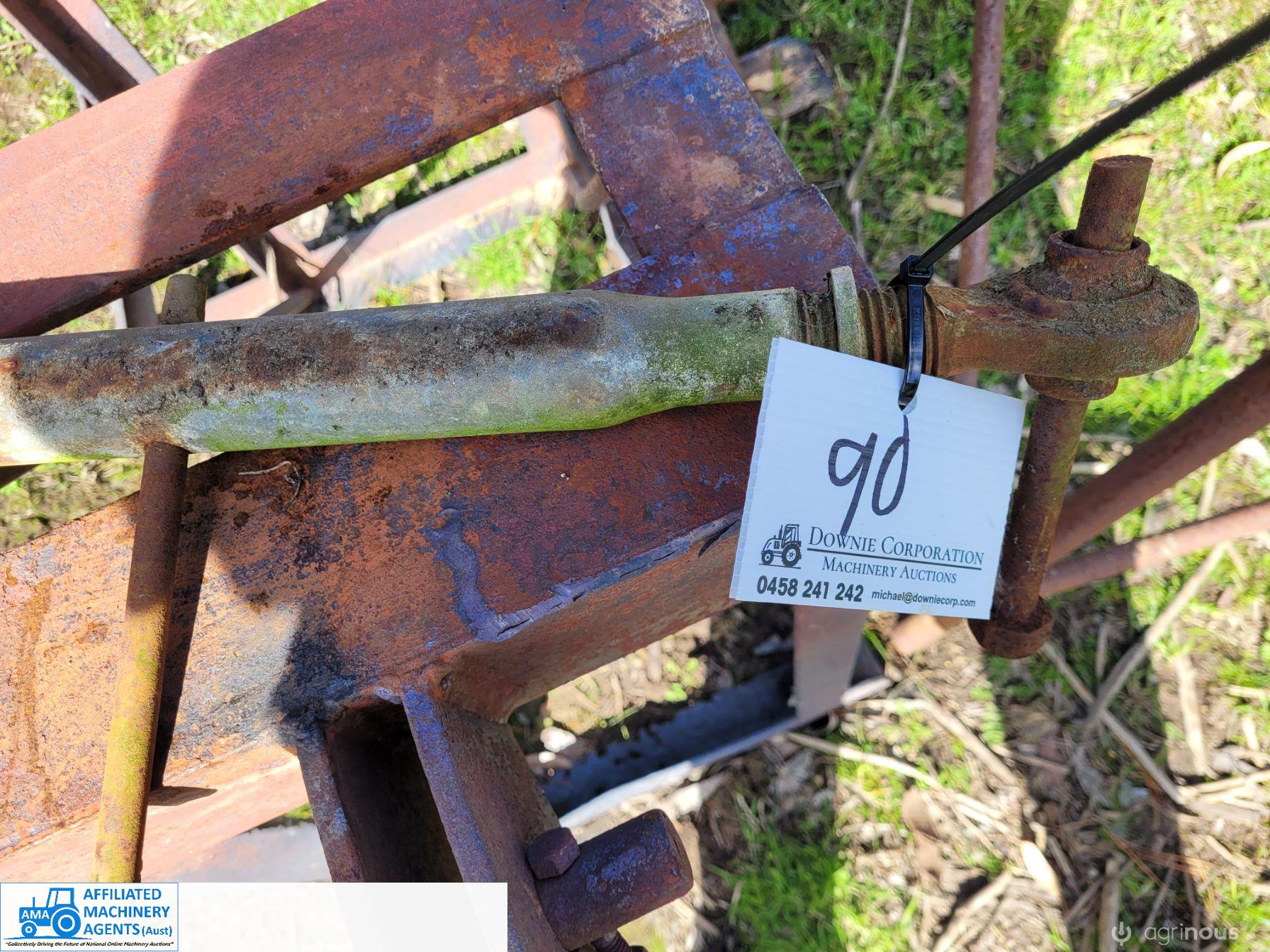 Tank Stand, Frame & Top Link - photo 6
