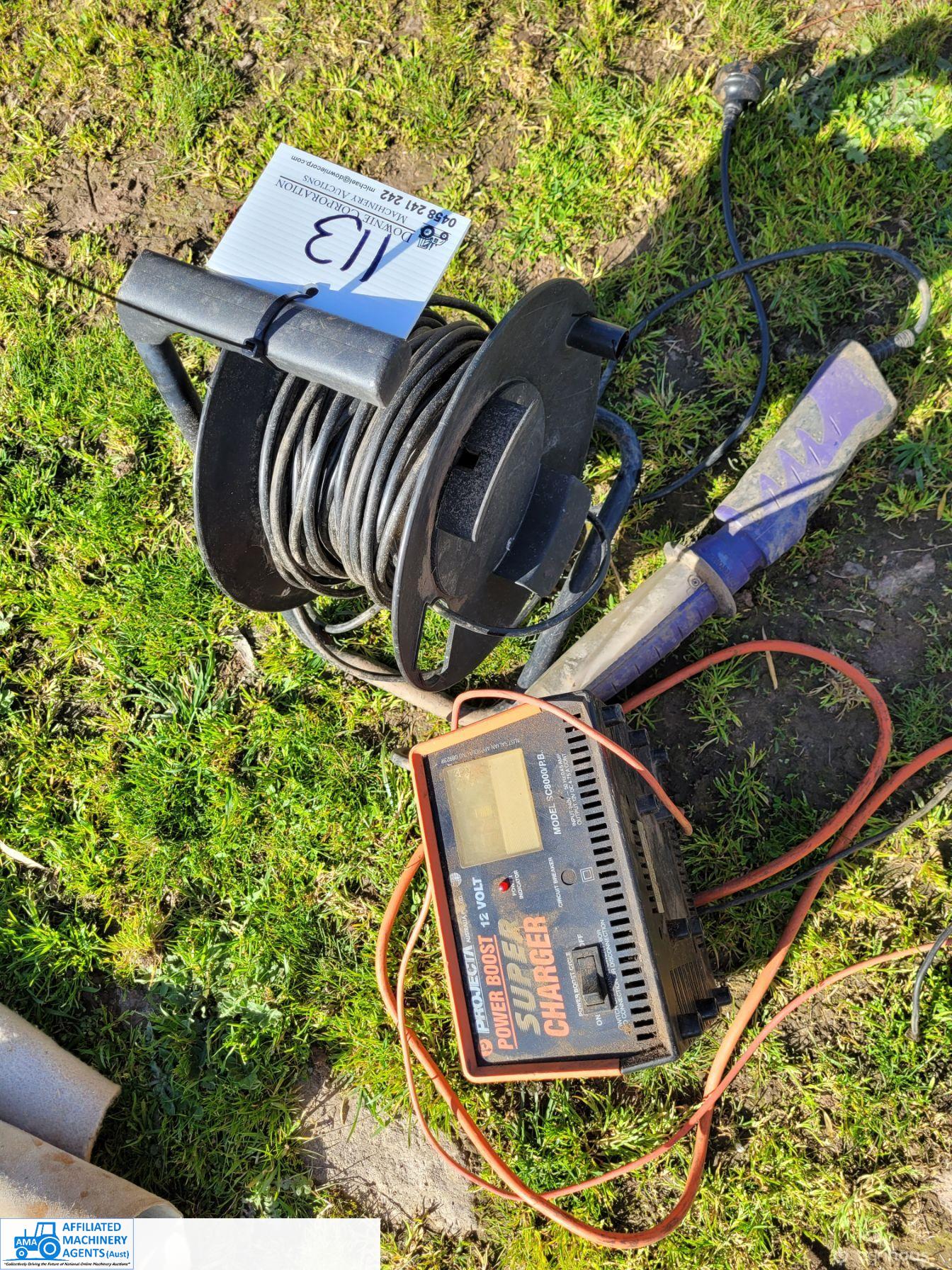 Workshop Trouble Light, Extension Cord & Battery Charger - photo 2