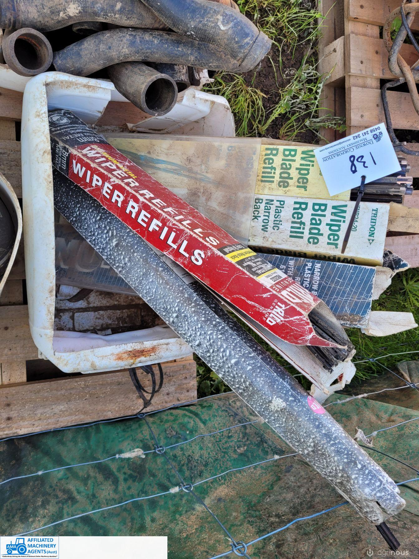 Numerous Wiper Blade Refills - photo 3