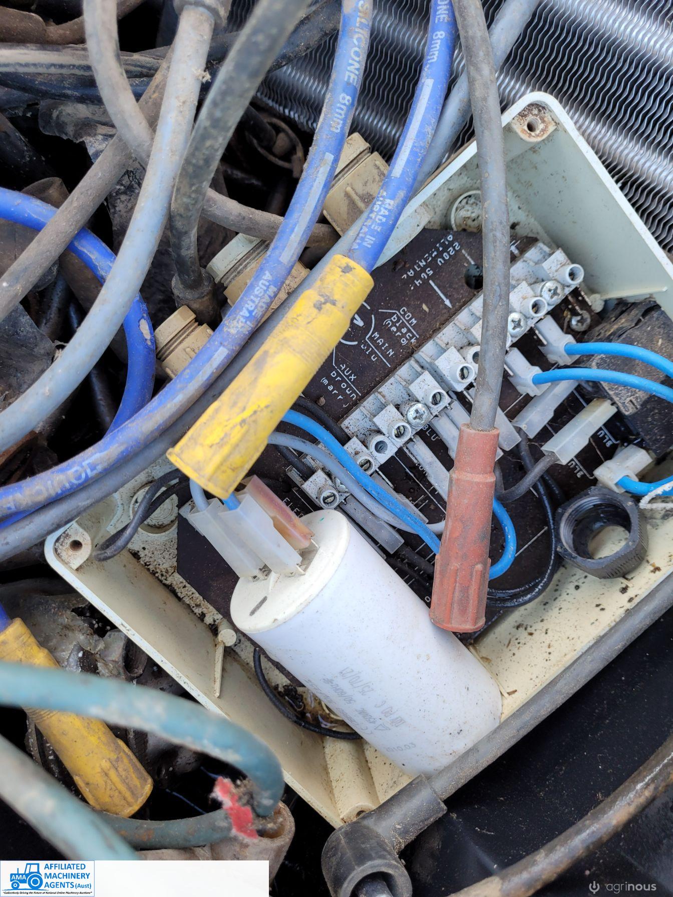 Sparkplug Leads & Sundries - photo 3