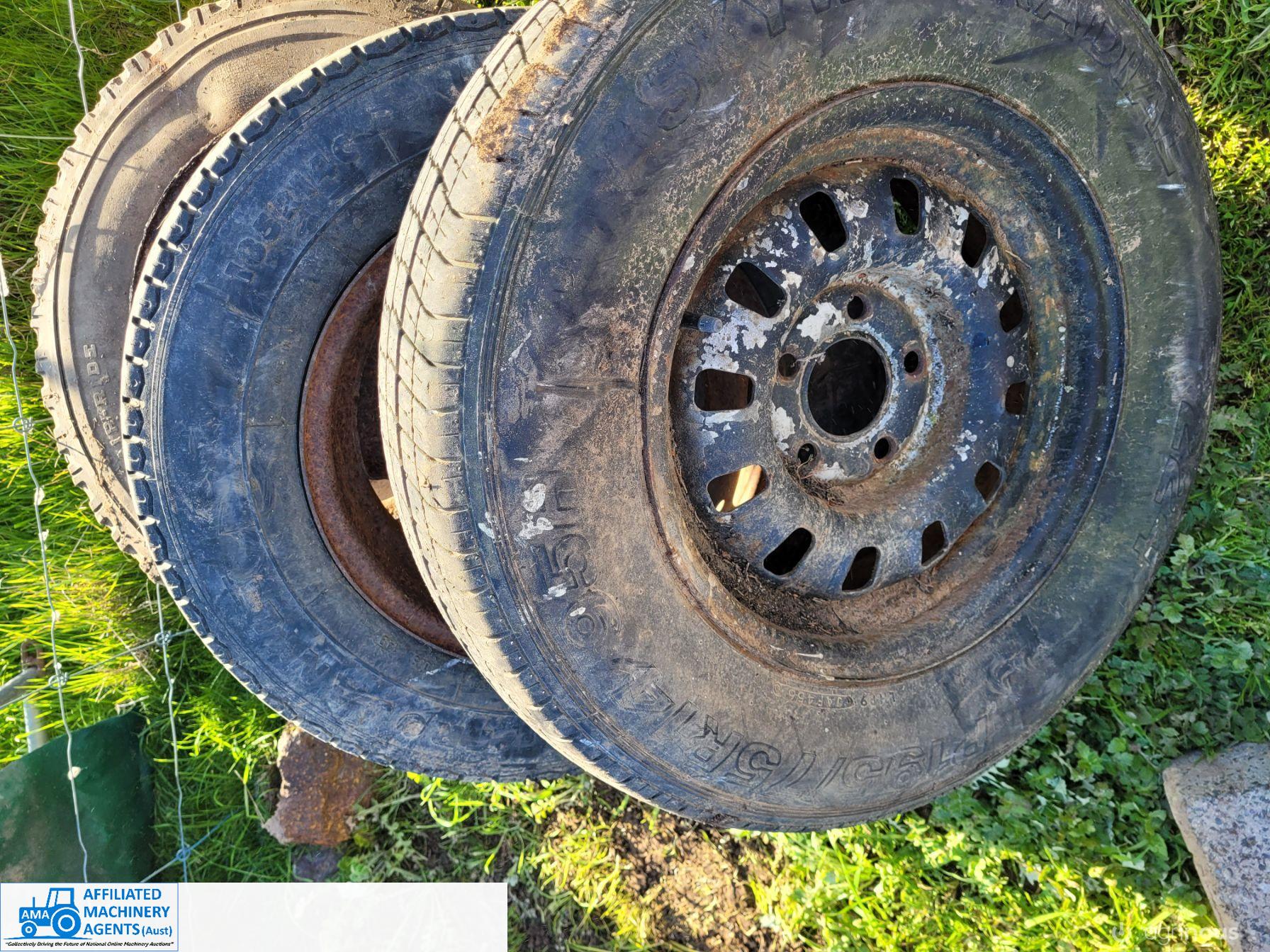 Rims & Tyres (x5) - photo 5