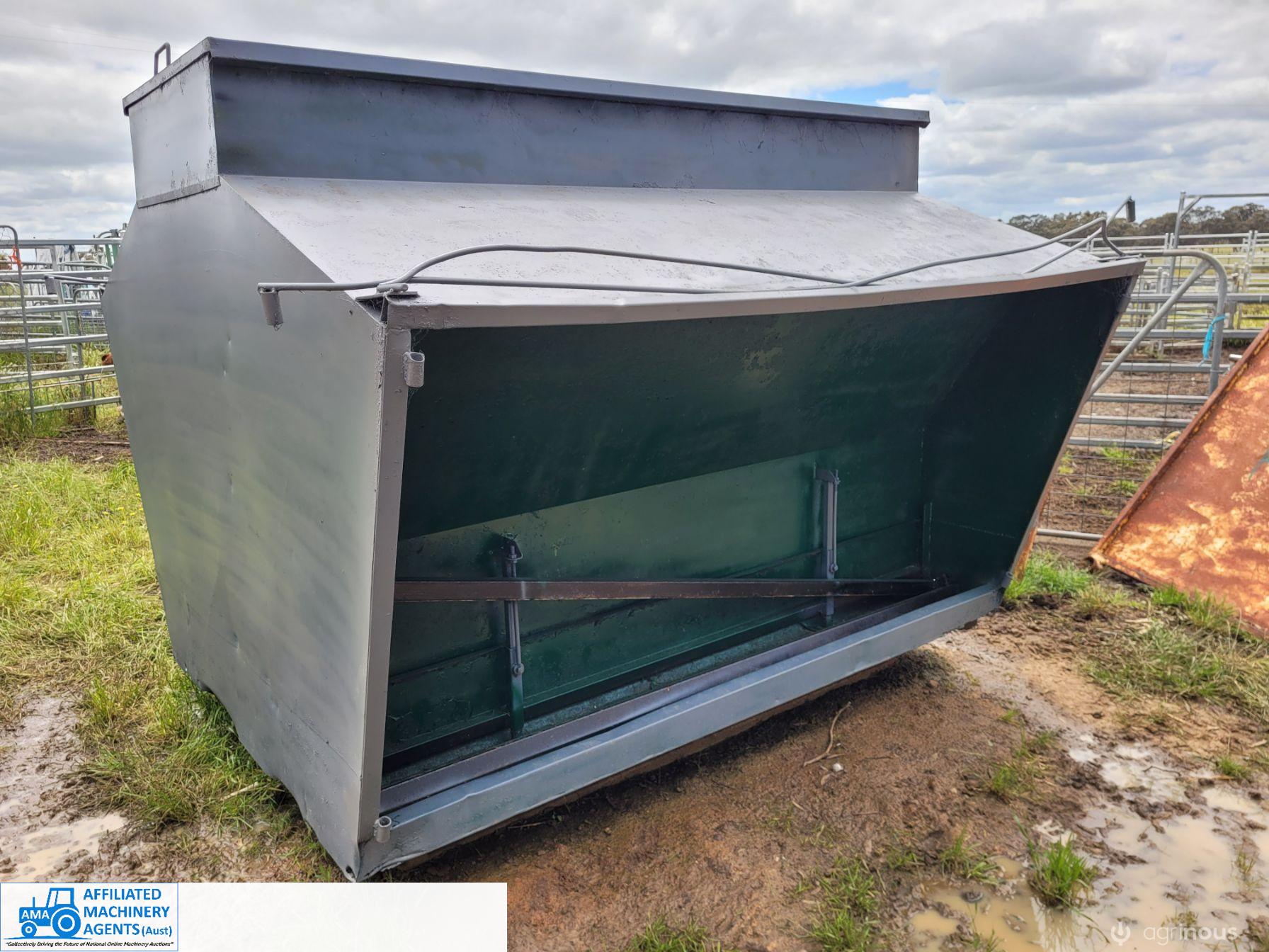 4 Ton Cattle Feeder - photo 5