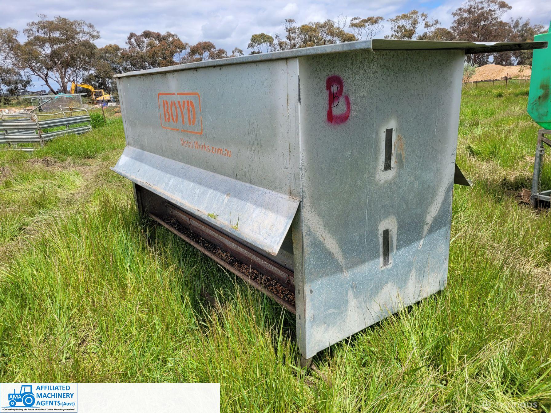 Boyd Grain/Pellet Feeder "B" - photo 3