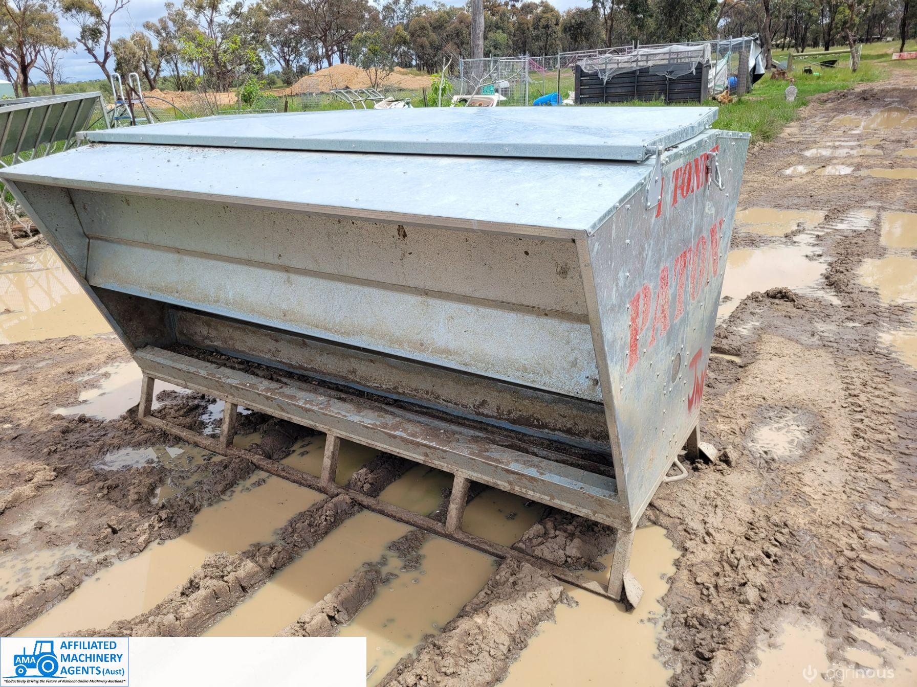 Paton 1 Ton Grain/Pellet Feeder "J" - photo 2
