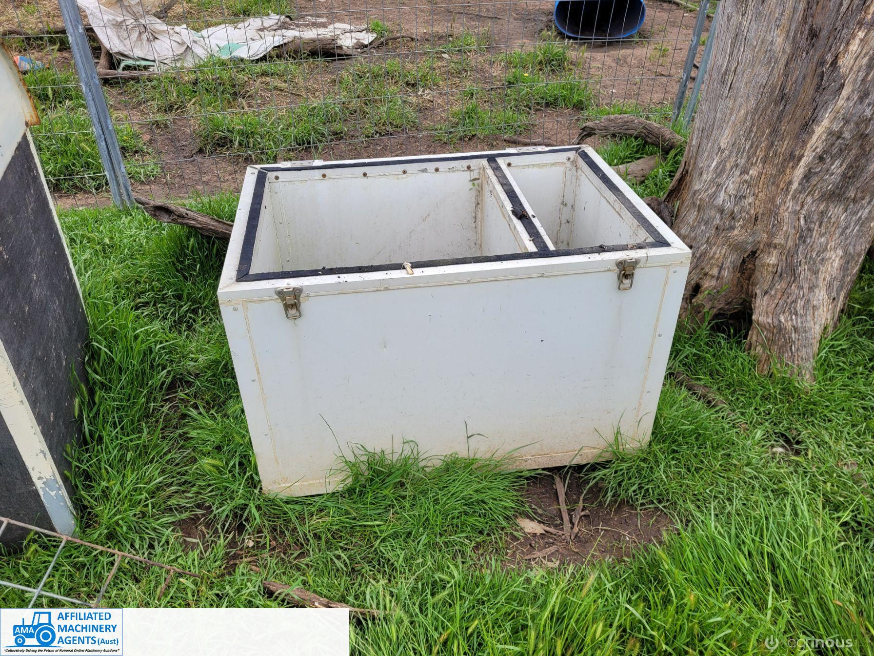 Camping/Fishing Ice Chest - photo 3