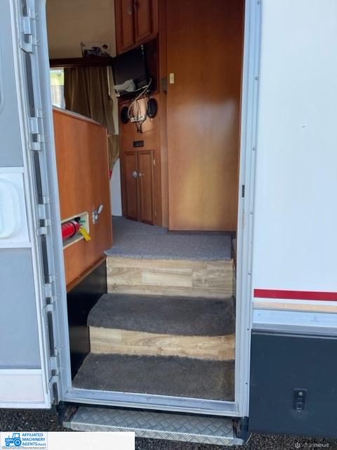 Motor Home - photo 17