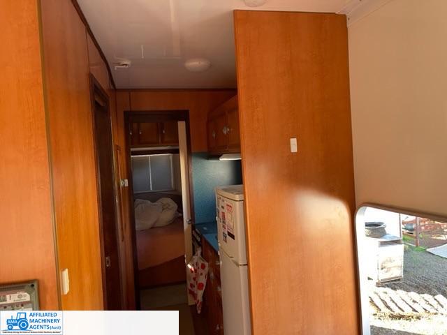 Motor Home - photo 15