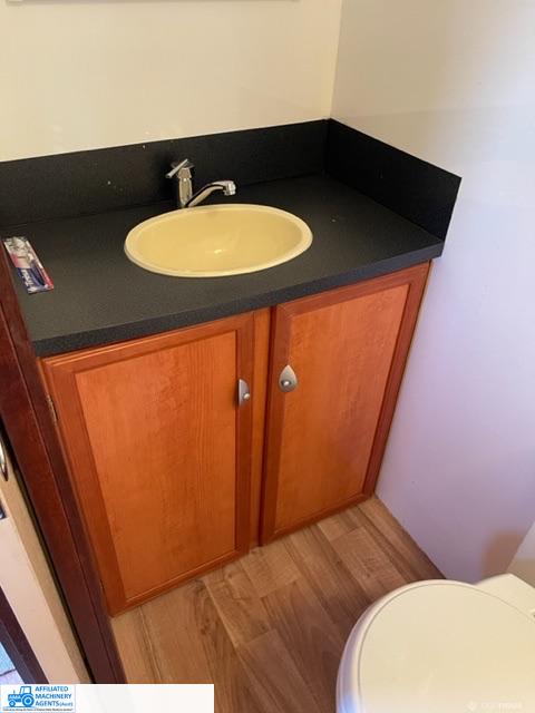 Motor Home - photo 10