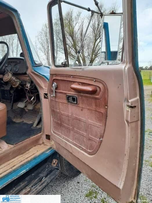1978 IH Truck D1710 Tipper - photo 5