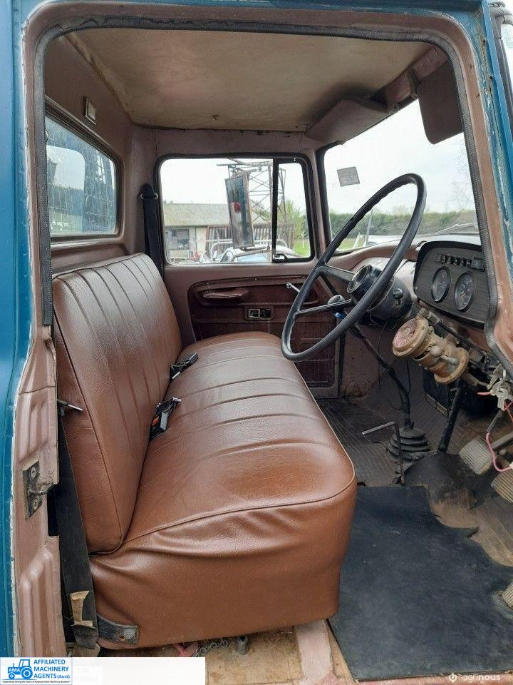 1978 IH Truck D1710 Tipper - photo 4