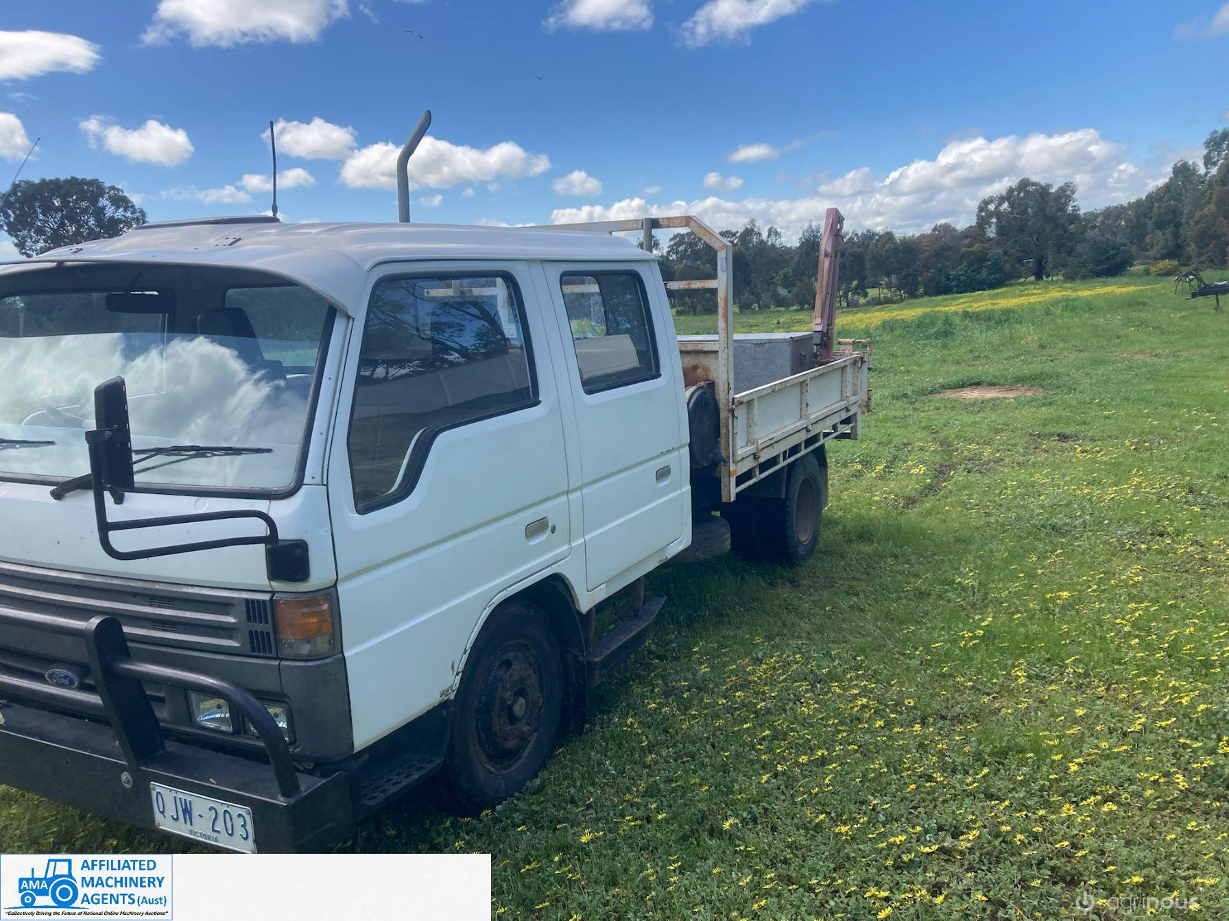 Ford Trader Twin Cab Tip Truck - photo 2