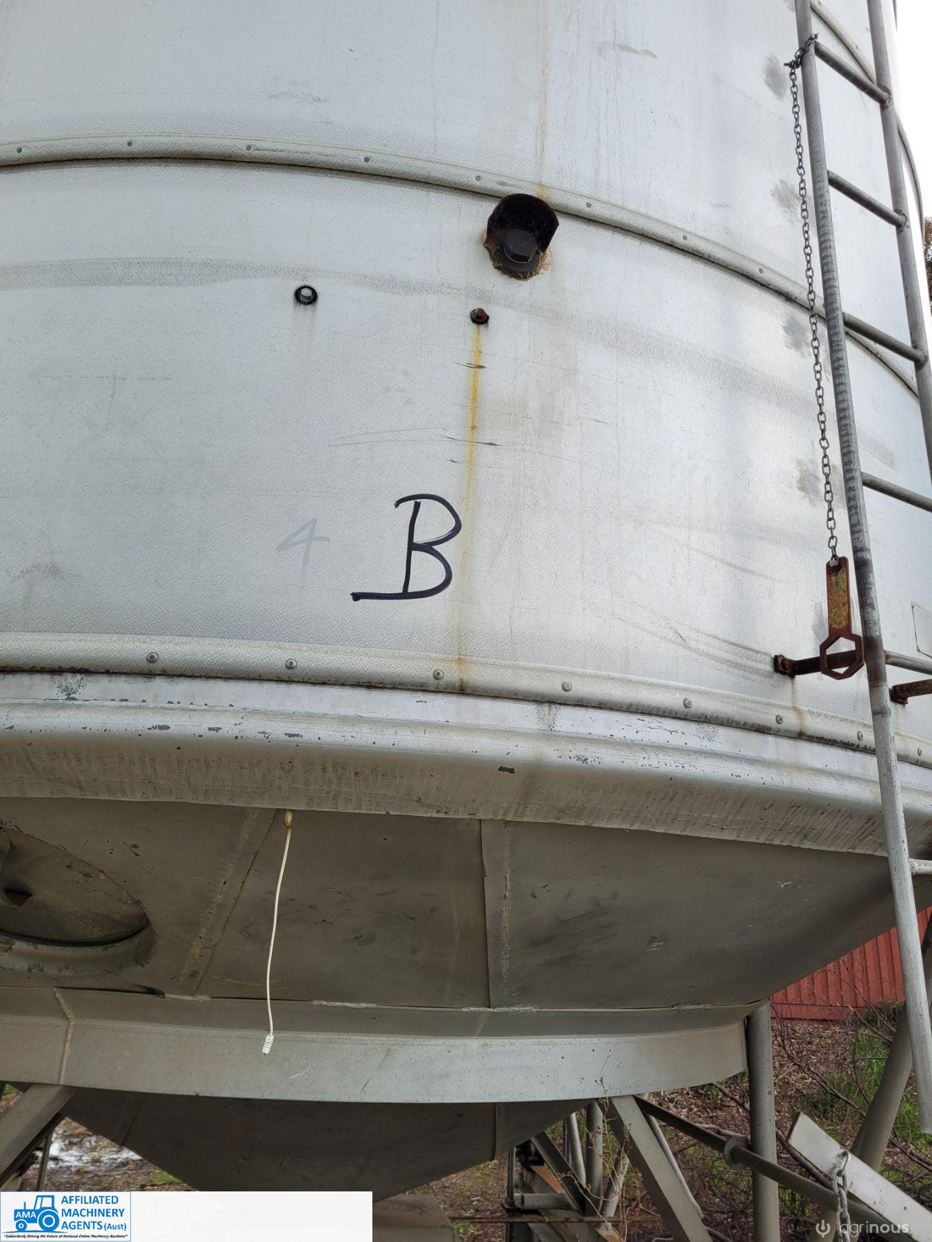 Kotzur Silo (Marked B) - Serial No. 8710244 - photo 5