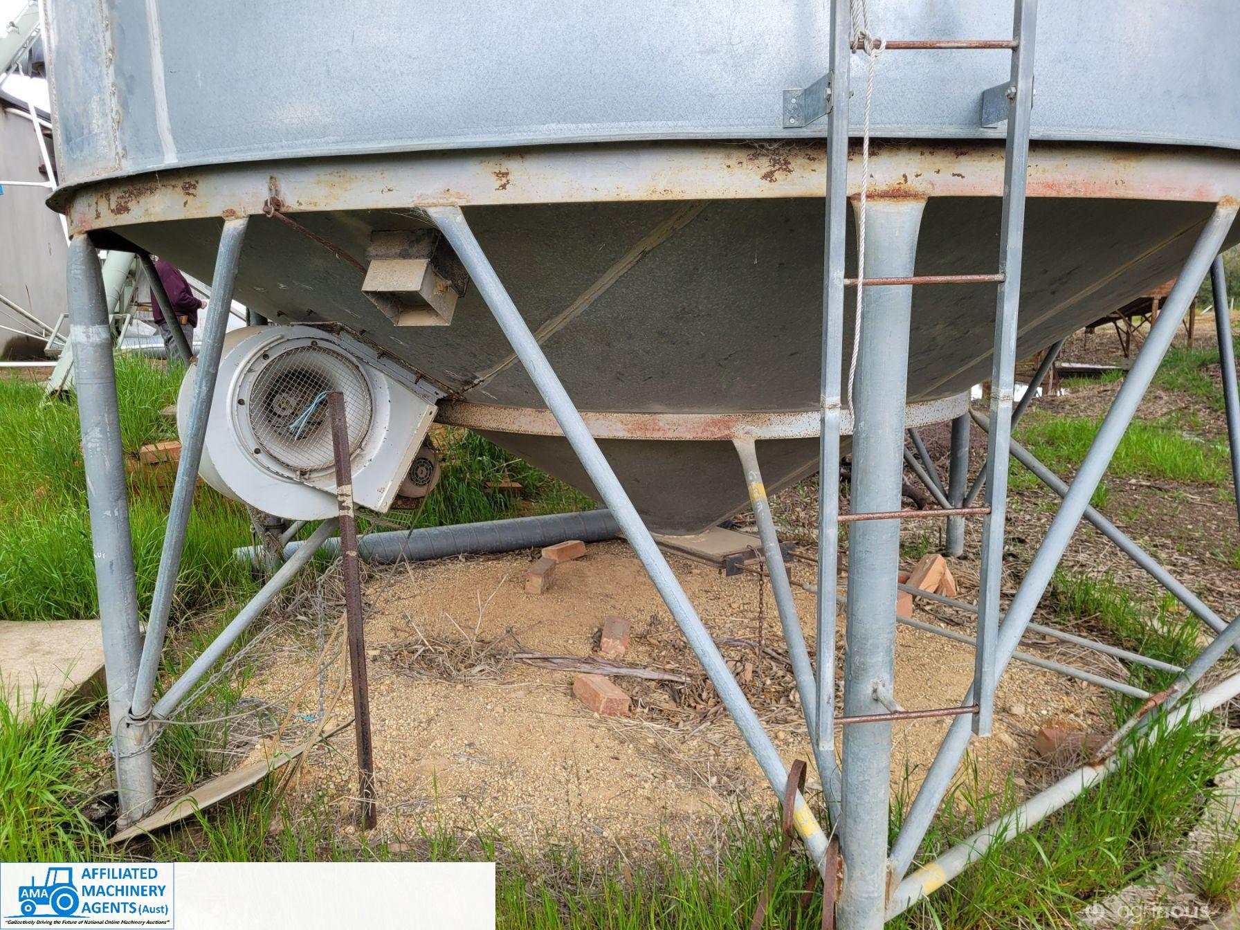 Grain Silo (Marked C) - Serial No. BE5279 - photo 9
